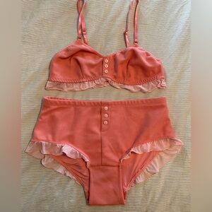 NWOT  Bralette set